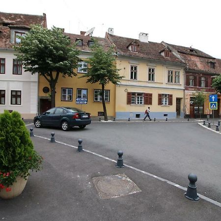 Anne'S House Apartment Sibiu Bagian luar foto