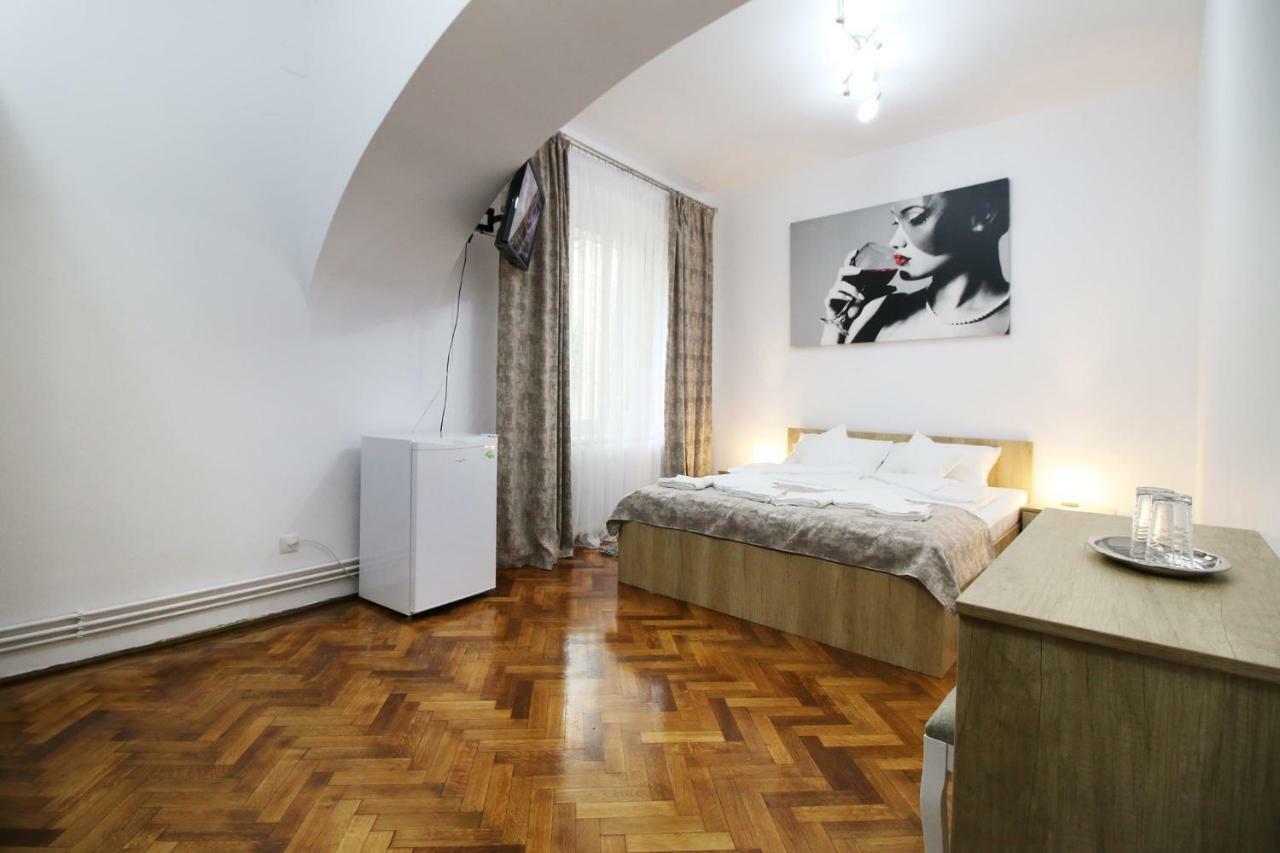 Anne'S House Apartment Sibiu Bagian luar foto