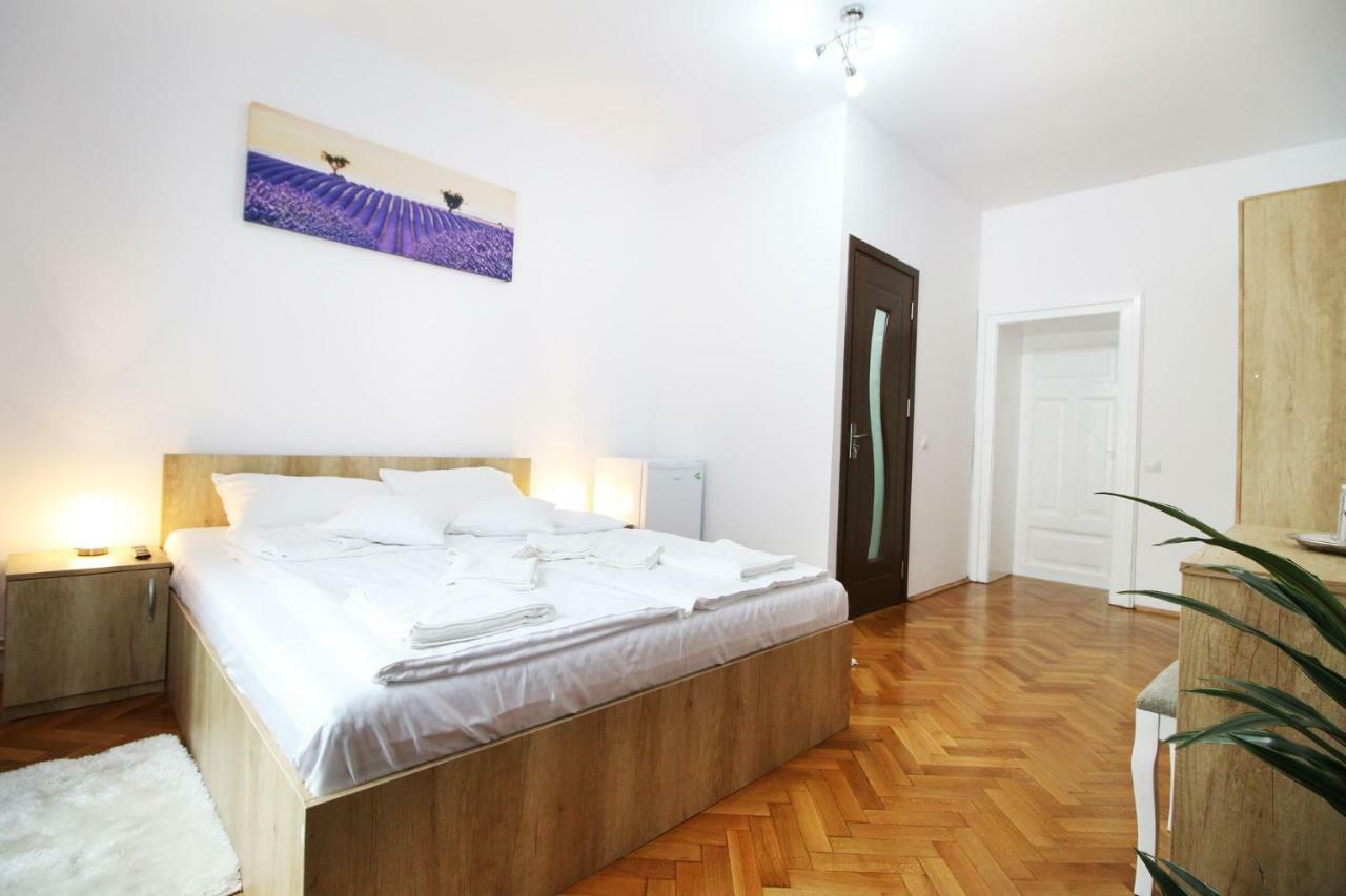 Anne'S House Apartment Sibiu Bagian luar foto