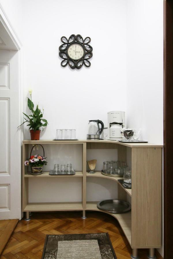 Anne'S House Apartment Sibiu Bagian luar foto